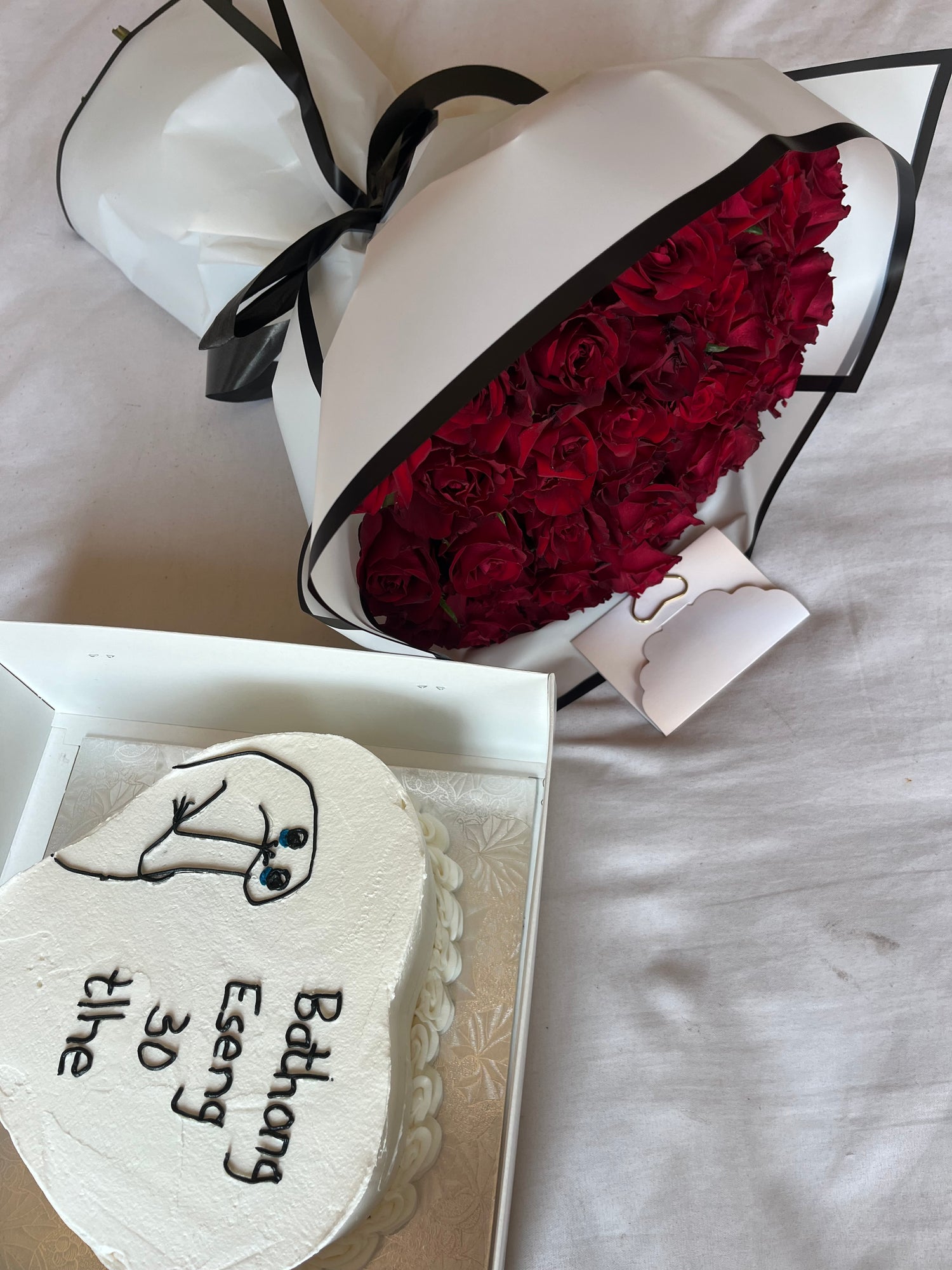 Bloom and bite- rose +cake!