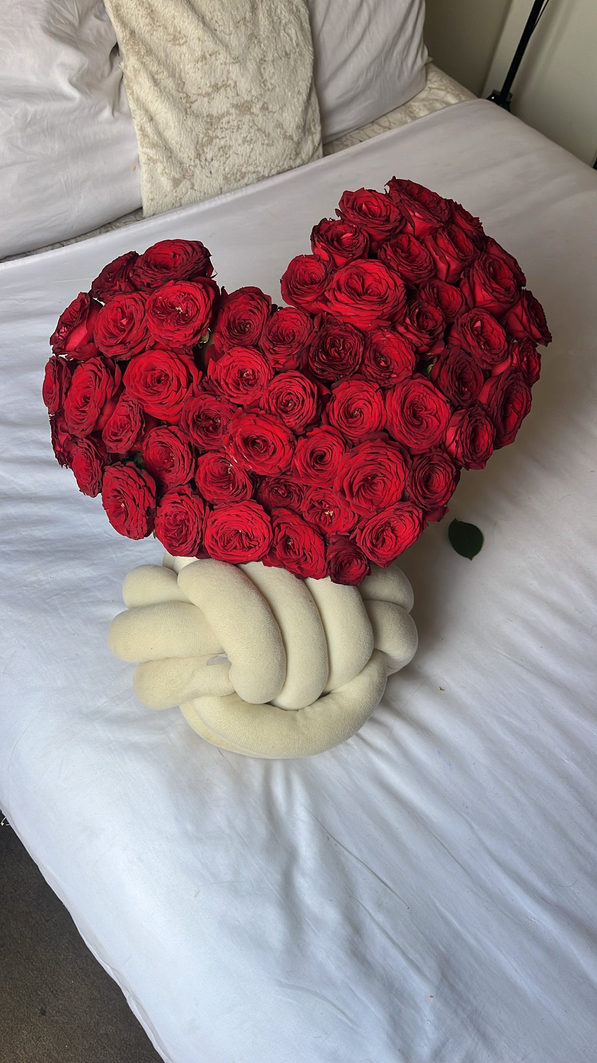 Say it from the heart-with roses shaped like one